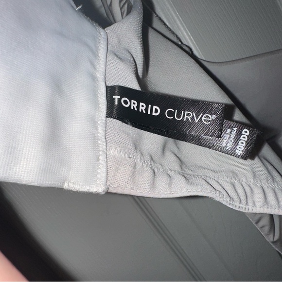 white torrid bra 40DDD - Picture 6 of 6